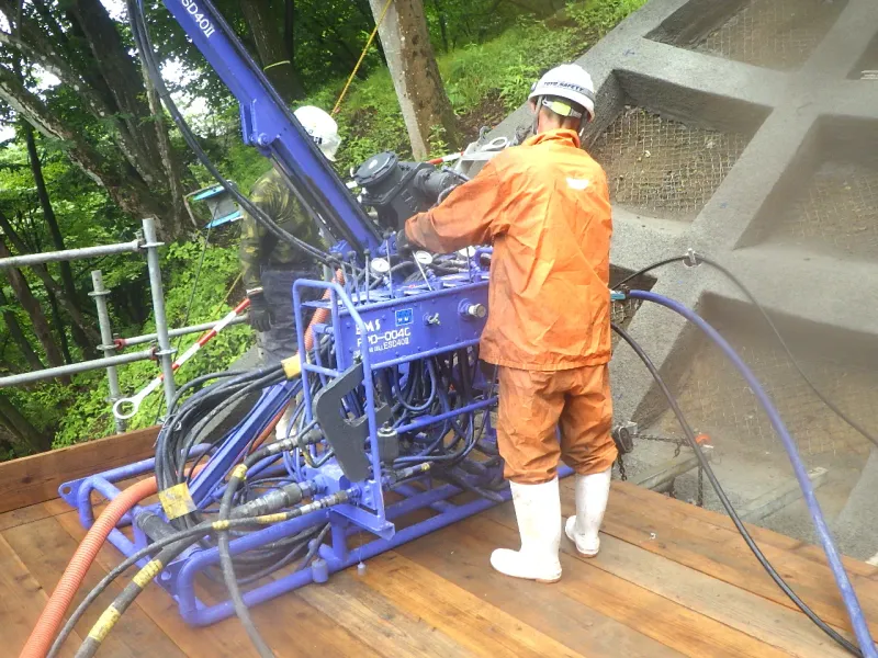 松井田町西野牧 施工中 3